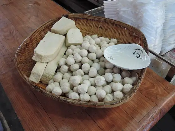 鱼丸 · Fish Balls