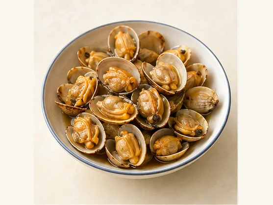 Dandong yellow clams · 丹东黄蚬子 · AI dish illustration