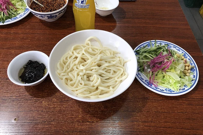 Zhajiangmian before stirring at Fangzhuanchang in Beijing, January 2021