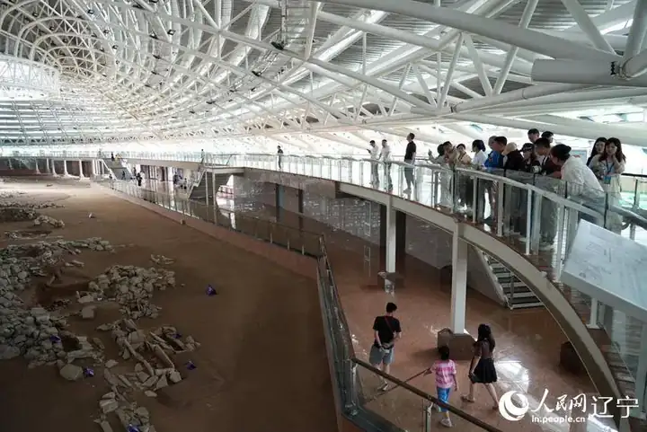 Niuheliang Archaeological Site Park (牛河梁国家考古遗址公园)