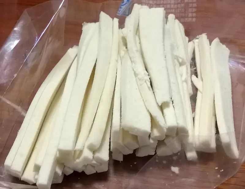 Lamp-Wick Rice Cake Sticks (灯芯糕) — dish photograph