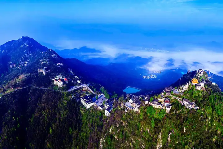 Mulan Mountain (木兰山)