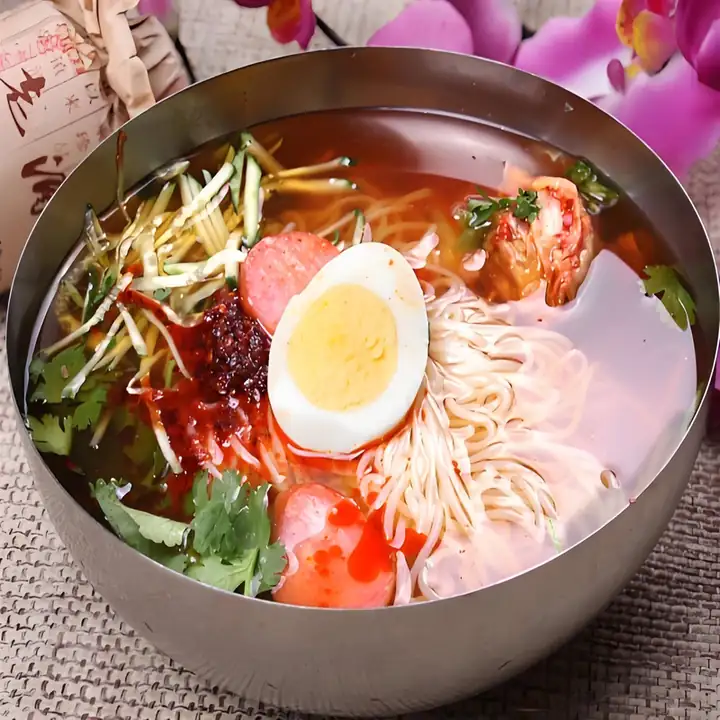Yanji Cold Noodles (延吉冷面) — dish photograph