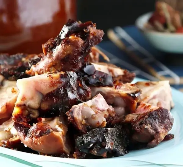 Liuting Braised Pig Trotters (流亭猪蹄) — dish photograph