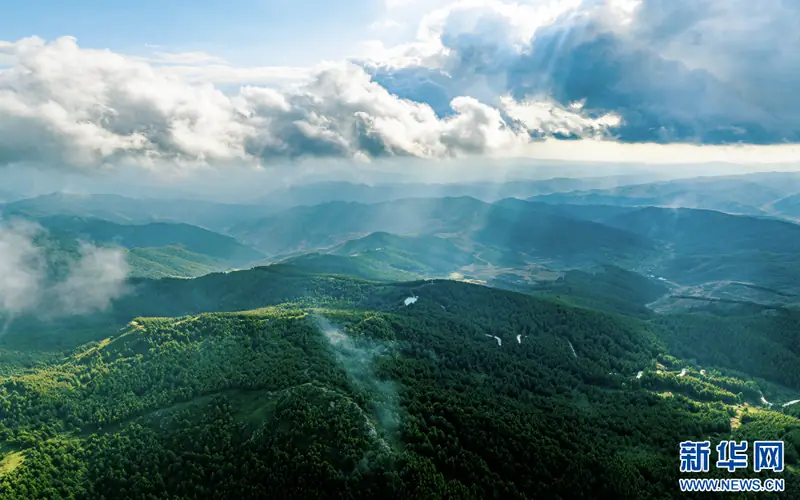 Xinghe County (兴和县) — representative view · 兴和县山地云景