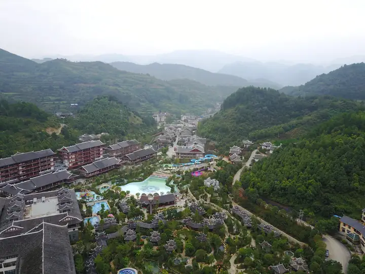 Jianhe Hot Spring (剑河温泉)