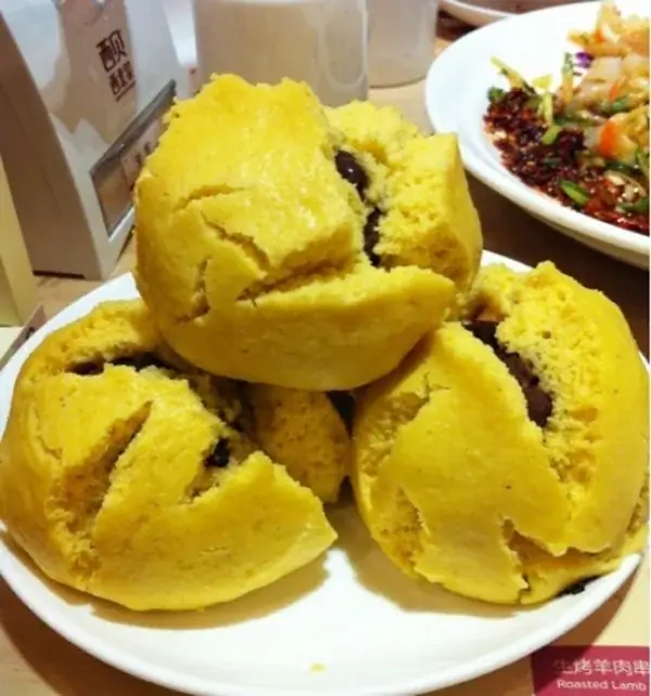 Yellow Millet Steamed Buns (黄米馍馍) — dish photograph