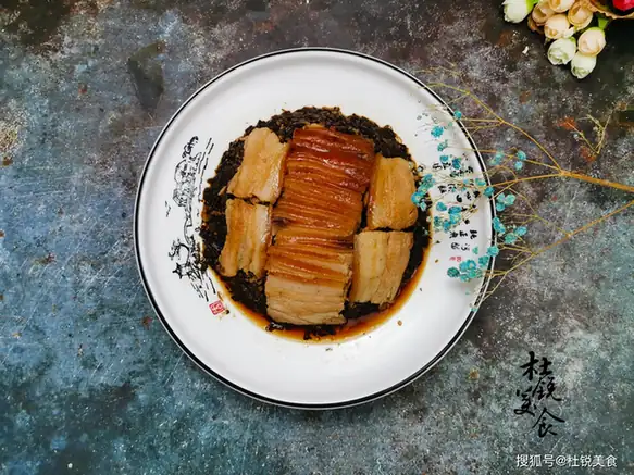 Tianjin Braised Pork (天津烧肉) — dish photograph