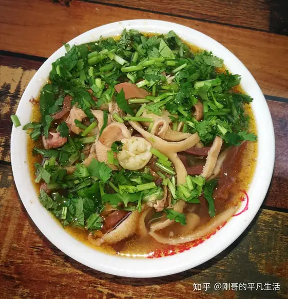 Sheep Offal in Broth (羊杂碎) — dish photograph