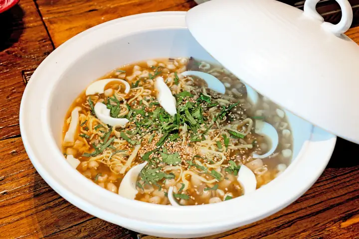 Wowo Noodles (窝窝面) — dish photograph