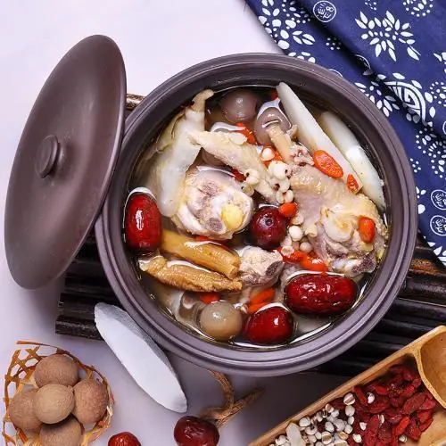 Cantonese Slow-Cooked Soup (老火靓汤) — dish photograph