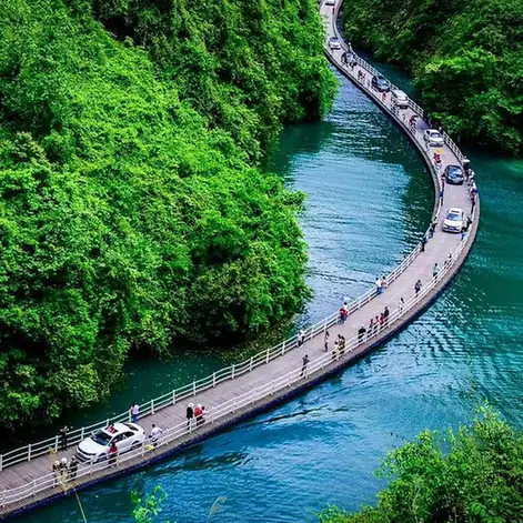Shiziguan Scenic Area (狮子关)