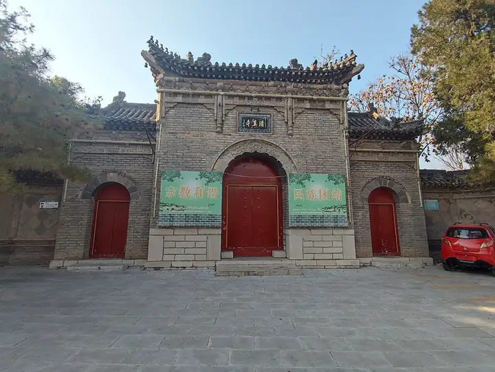 Yunmen Mountain (云门山)