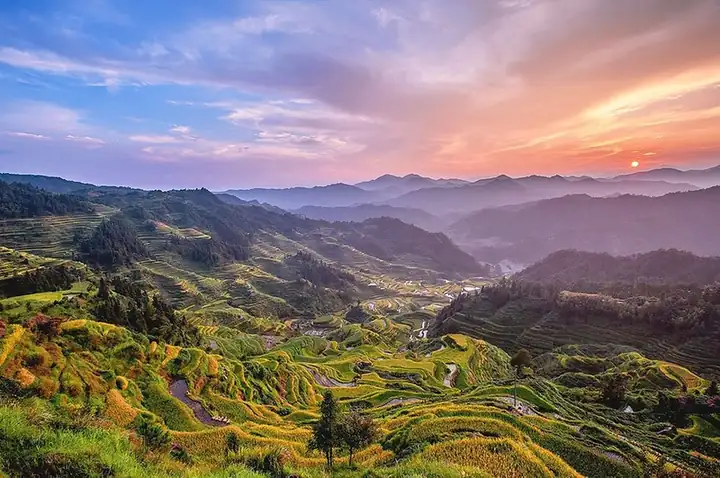 Yuanbaoshan Scenic Area (元宝山开放景区)