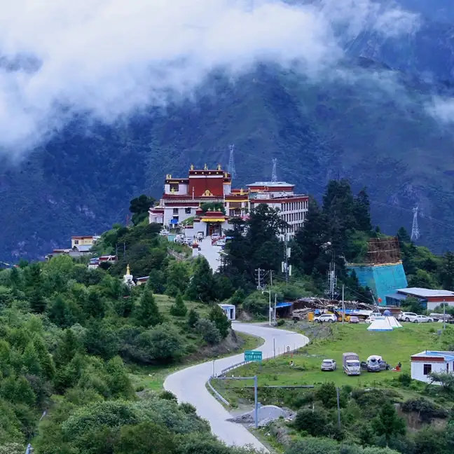 Kajiu Monastery (卡久寺)