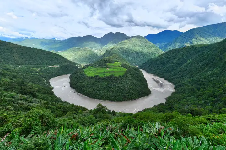 Guoguotang Great Bend (果果塘大拐弯)