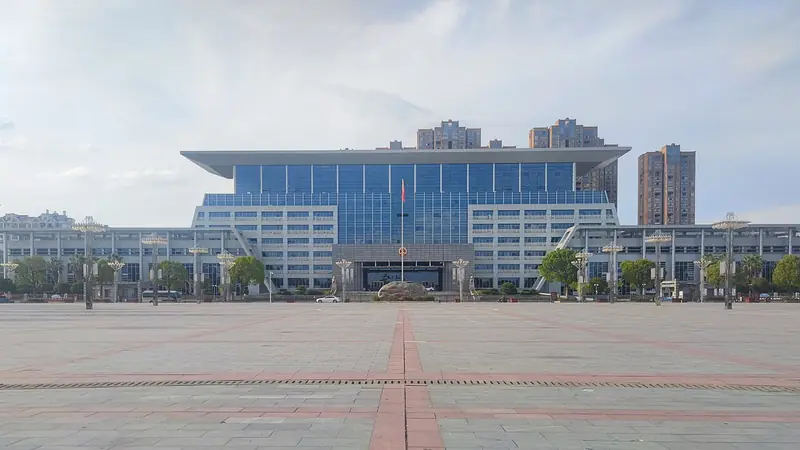 Linchuan District (临川区) — representative view · 临川区行政中心