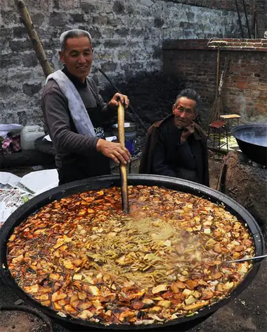 Weixian Big-Pot Stew (魏县大锅菜) — dish photograph