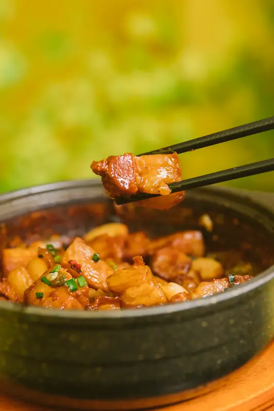 Red-Braised Double Seafood (红烧海双味) — dish photograph