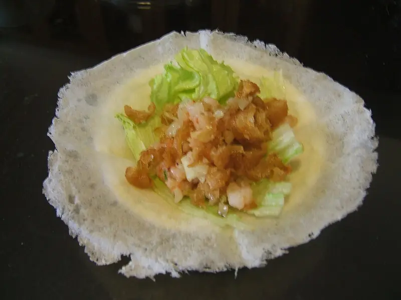 Runbing Fresh Spring Rolls (润饼菜) — dish photograph