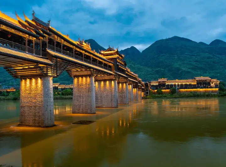 Zhuoshui Ancient Town (濯水古镇)