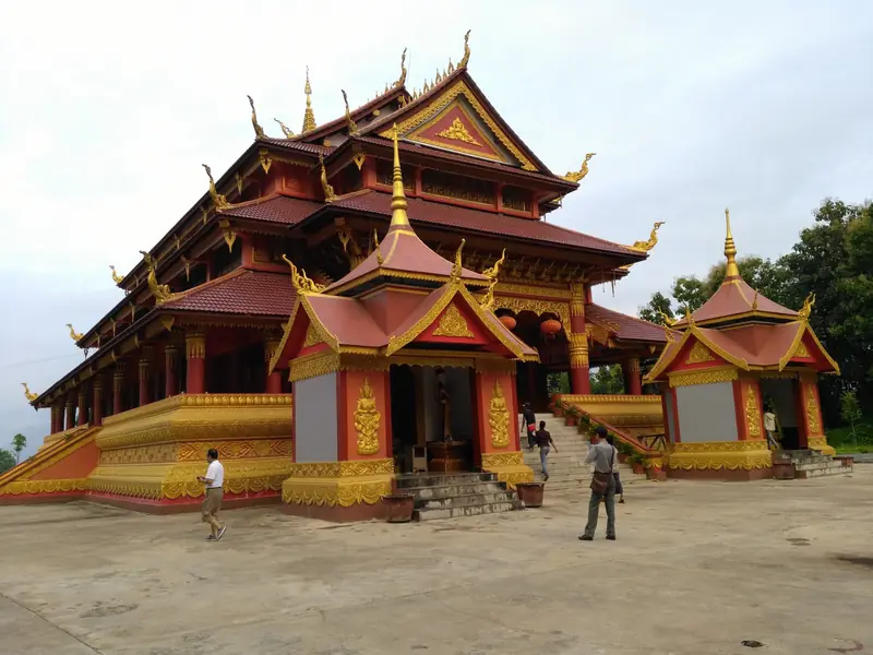 Mengding Dongjing Buddhist Temple (孟定洞景佛寺)