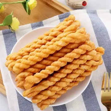 Chongyang Fried Dough Twists (崇阳麻花) — dish photograph