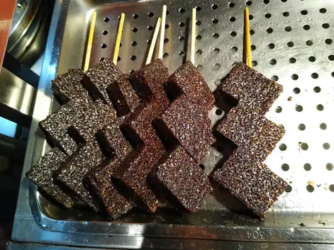 Steamed Blood Cake (血糕) — dish photograph