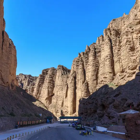 Yellow River Stone Forest (黄河石林正规开放区)