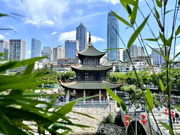 Wenchang Pavilion and Diantai Street (文昌阁与电台街)