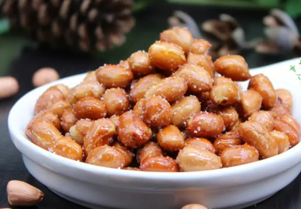 Taiping Salt and Pepper Peanuts (太平椒盐花生) — dish photograph