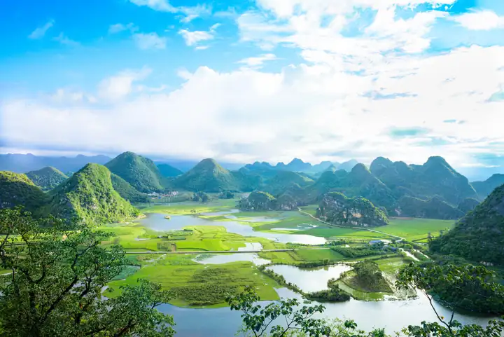 Neiguan Karst Landscape (内莞喀斯特山水)