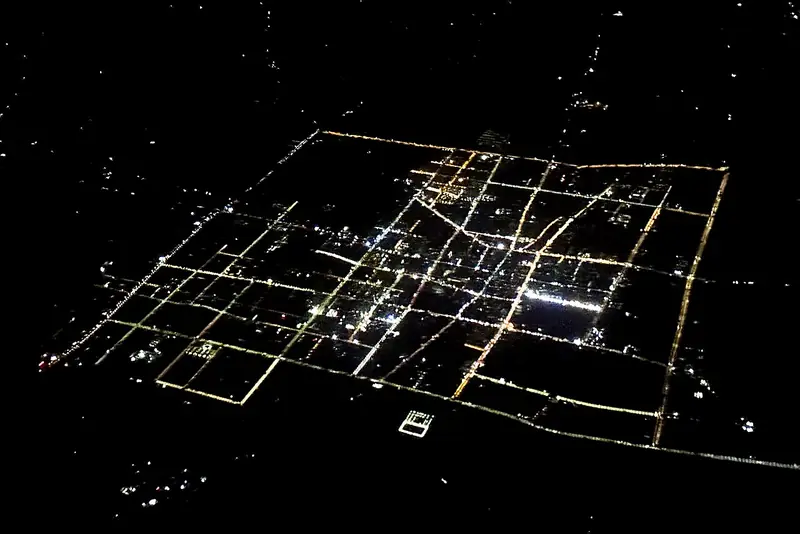Shangcai County (上蔡县) — representative view · 上蔡县道路夜间航拍