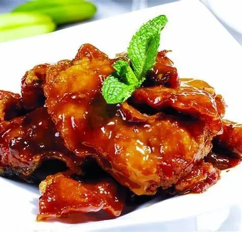 Half-Dried Fried Fish (熏鱼) — dish photograph