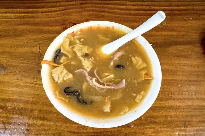 Xuchang Hulatang Peppery Soup (许昌胡辣汤) — dish photograph