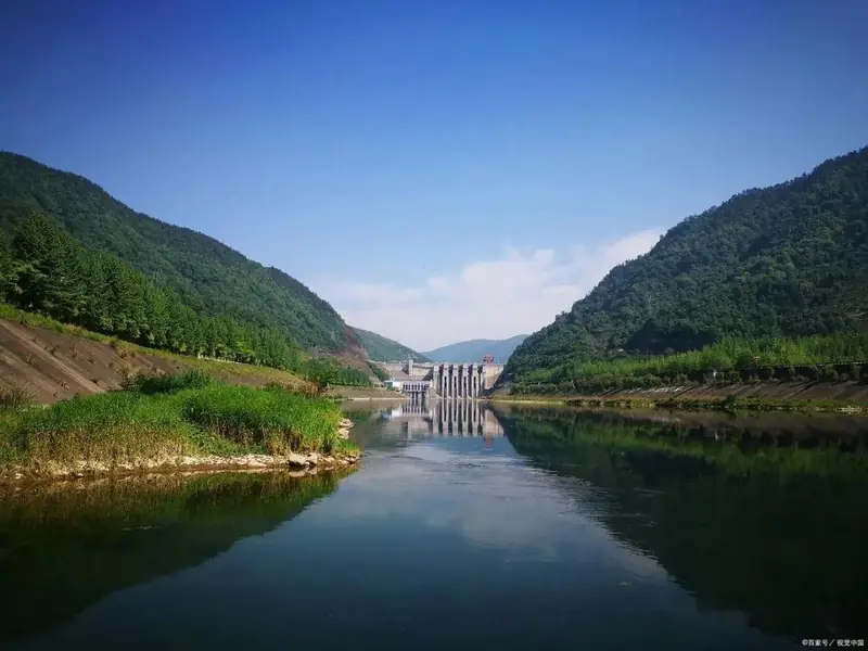 Gucheng County (谷城县) — representative view · 谷城县河谷