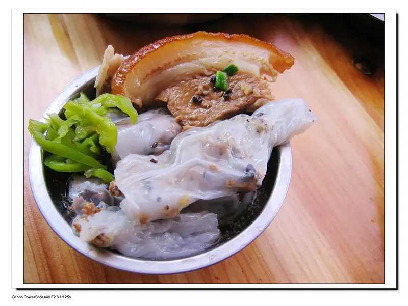 Fangcheng Rolled Rice Noodle Sheets (防城卷粉) — dish photograph
