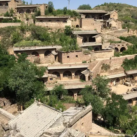 Lijiashan Village (李家山村)