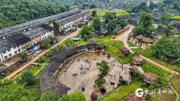 Yaoshan Ancient Yao Village (瑶山古寨)