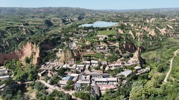 Hougou Old Village (后沟古村)