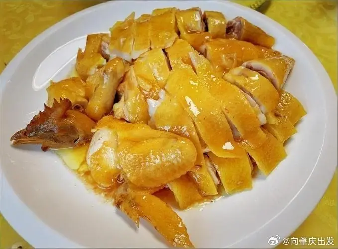 Sihui Camellia Oil Chicken (四会茶油鸡) — dish photograph