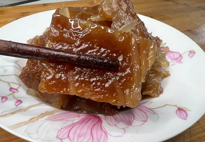Pizha Steamed Starch Loaf (皮渣) — dish photograph