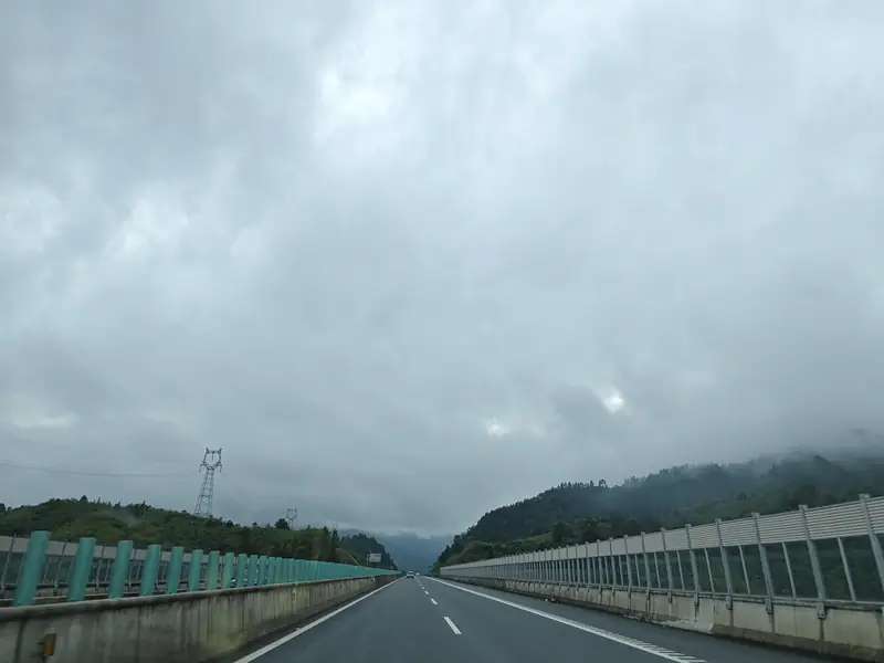 Lianhua County (莲花县) — representative view · 莲花县高速公路