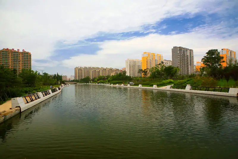 Laobian District (老边区) — representative view · 老边区城市河道