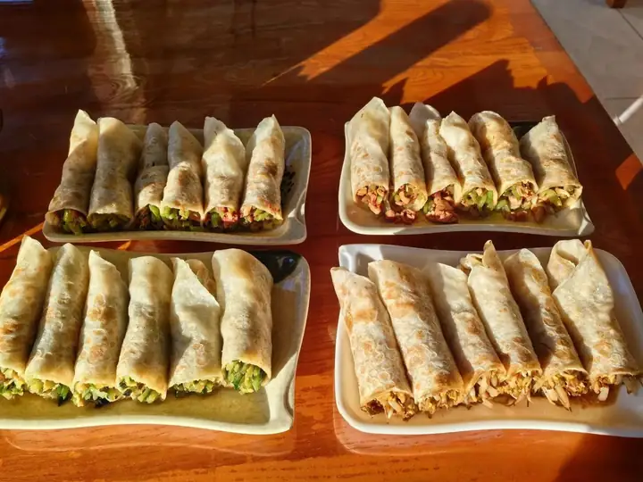 Guozi Pancake Rolls (锅子饼) — dish photograph