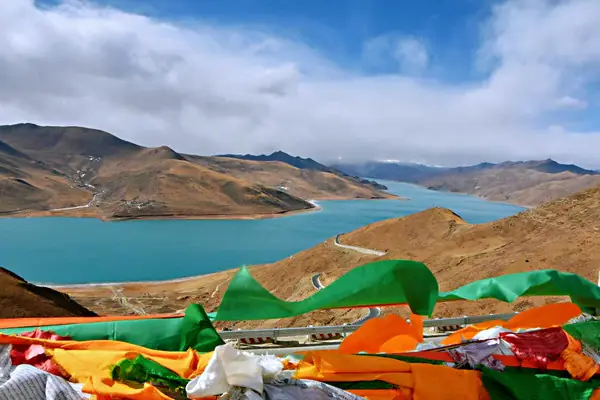 Gampa La Pass Yamdrok Lake Viewpoint (羊卓雍错岗巴拉观景区)