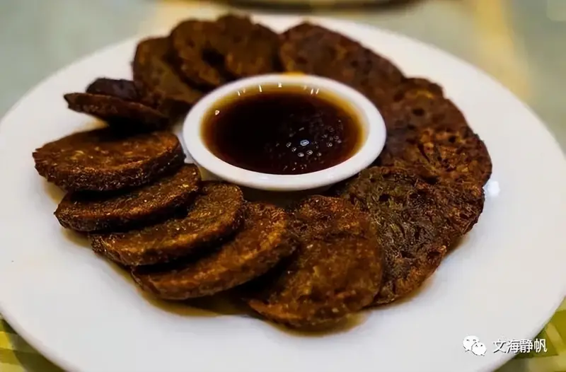 Yangcheng Caul-Wrapped Liver Rolls (阳城烧肝) — dish photograph