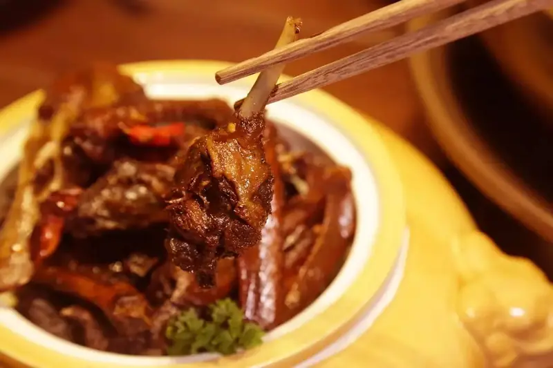 Leigong Duck (雷公鸭) — dish photograph