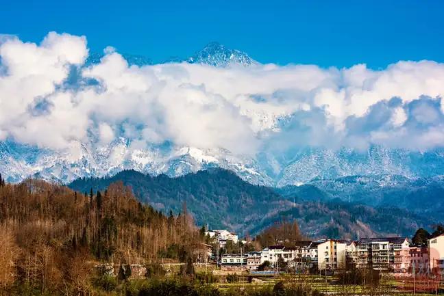 Longmenshan Jianjiang River Valley (龙门山湔江河谷)