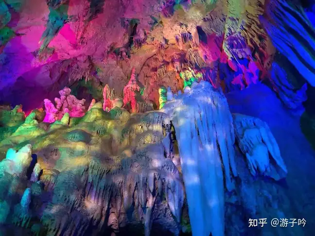 Jizhou Karst Cave (蓟州溶洞)